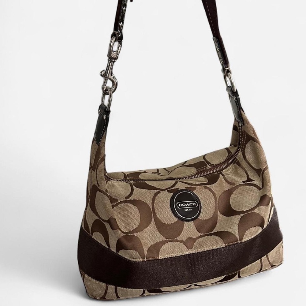 ❗️SOLD❗️Coach Tan and Brown Signature Shoulder Bag